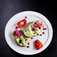 New-menu-avokado-toast